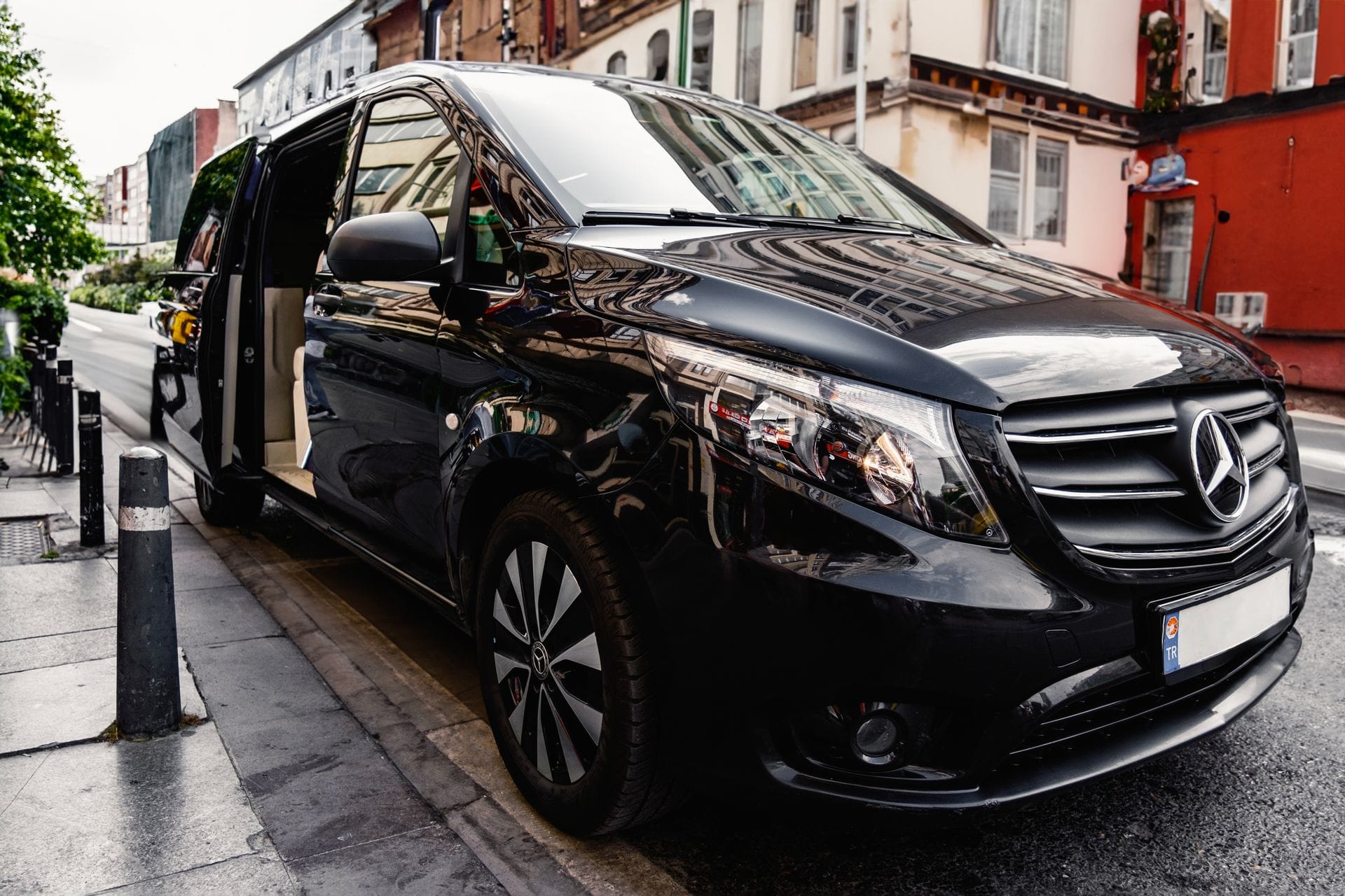 Private Transfer Istanbul Airport Vito
